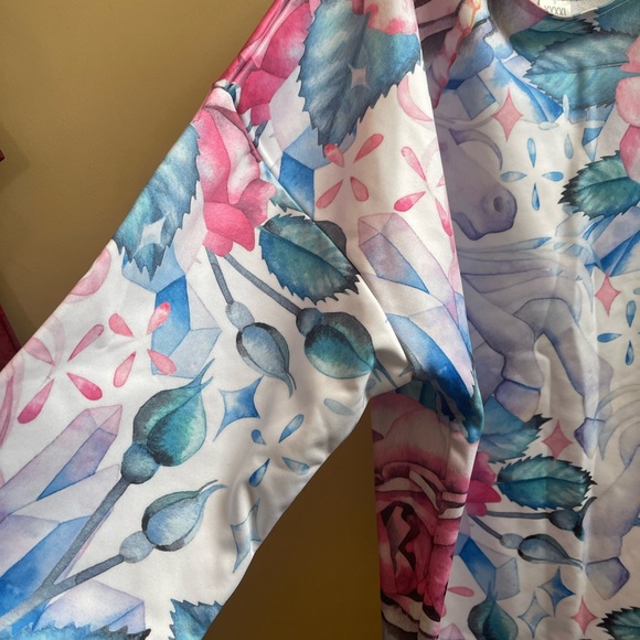 Pretty Unicorn Pullover - Picture 7 of 9